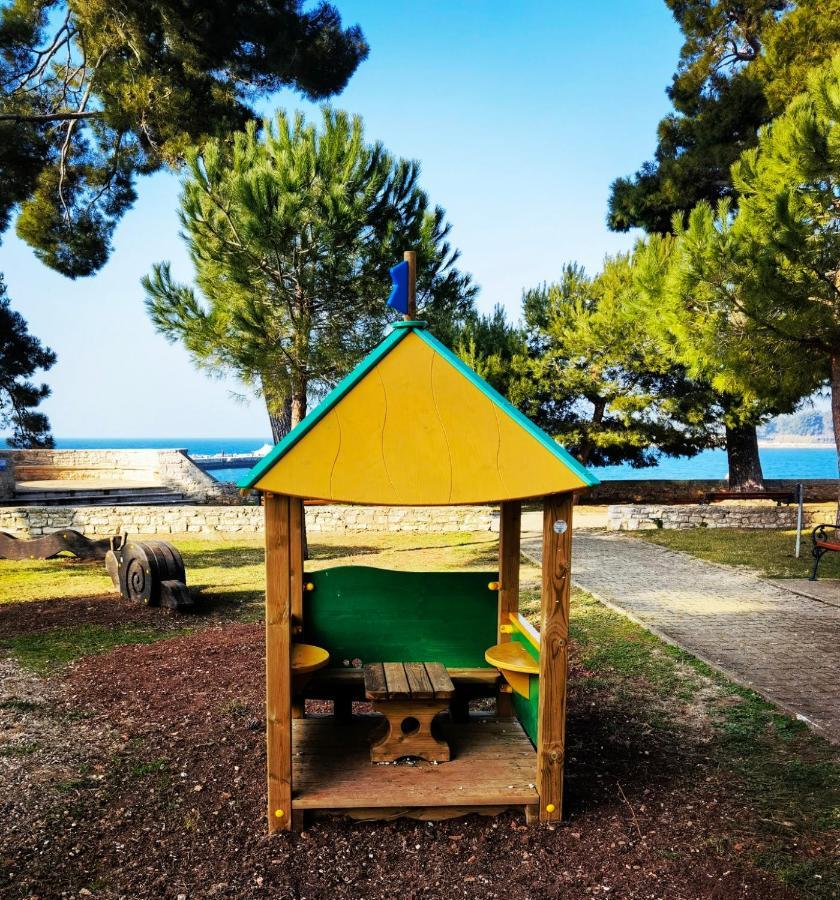 Mirta Deluxe Superior 5 Star Apartment, Your Piece Of Heaven By The Sea & Park, With Sea & Park View Novigrad  Luaran gambar