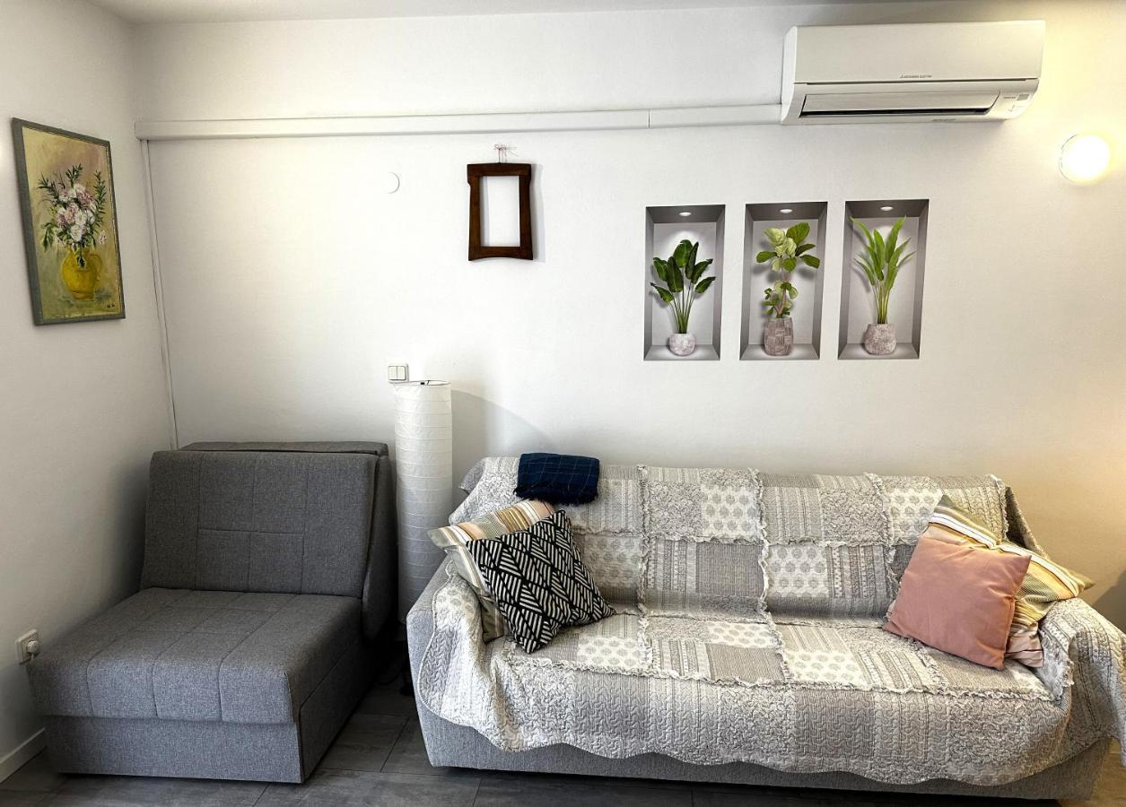 Mirta Deluxe Superior 5 Star Apartment, Your Piece Of Heaven By The Sea & Park, With Sea & Park View Novigrad  Luaran gambar